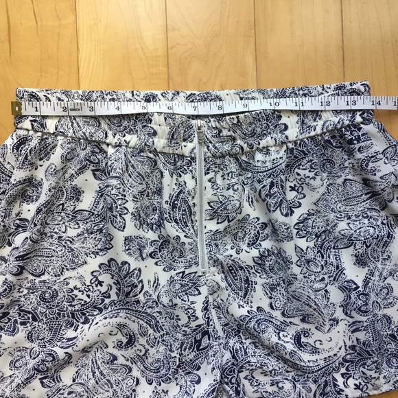 Dynamite Shorts - Picture 8 of 11